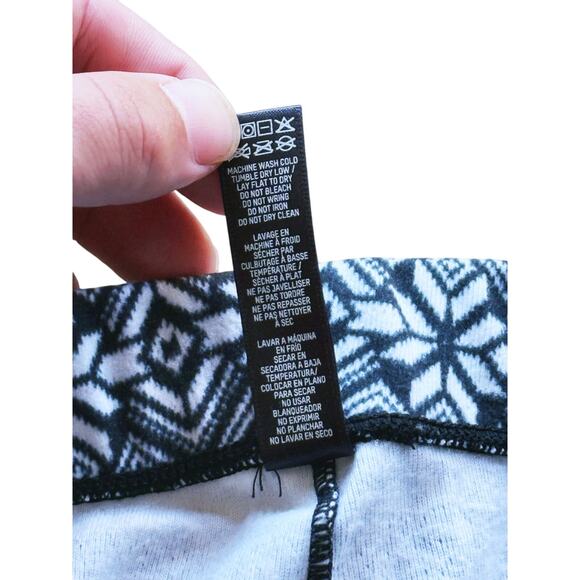 SKIMS Christmas Plush Pointelle Fairisle Henley Pajama Set Modal Medium Holiday - Picture 11 of 14